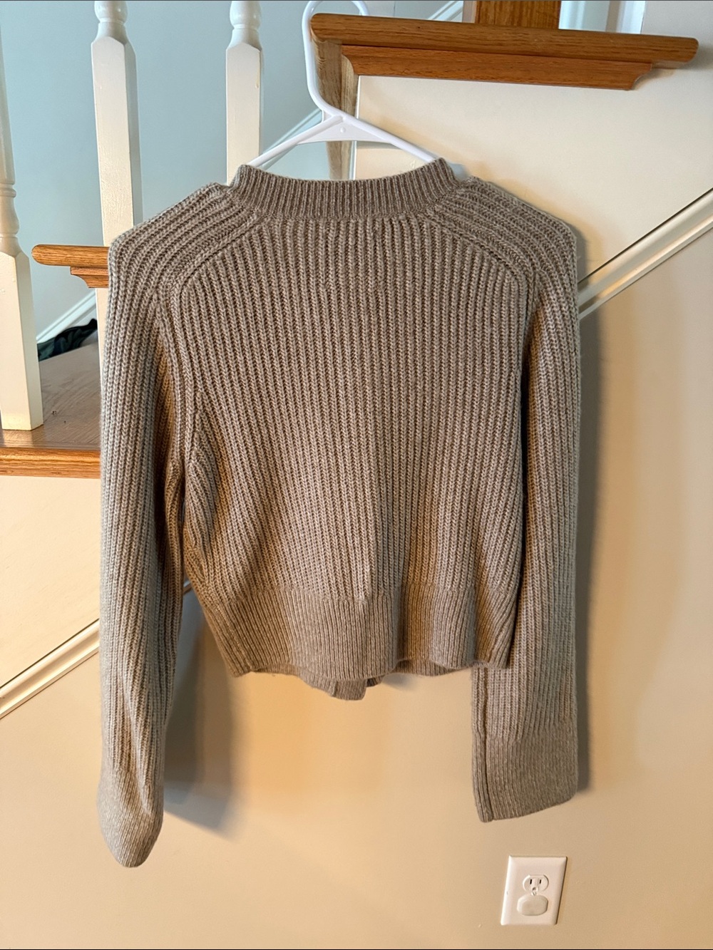Abercrombie & Fitch Taupe Ribbed Cardigan with Pearl Buttons - Picture 4 of 4